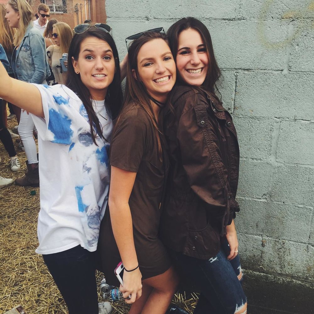 Meet your Posher, Maddie